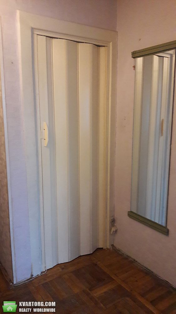 Rent out 2-room apartment. Киев,  Лепсе бул — photo 10