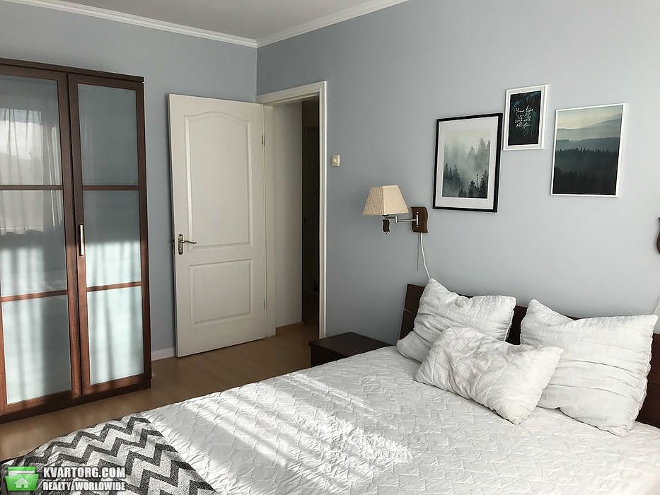 Sell 3-room apartment. Киев,  Богатырская — photo 2