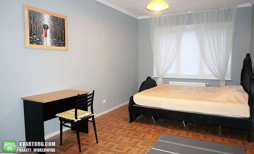 Rent out 2-room apartment. Киев, Стеценква — photo 5
