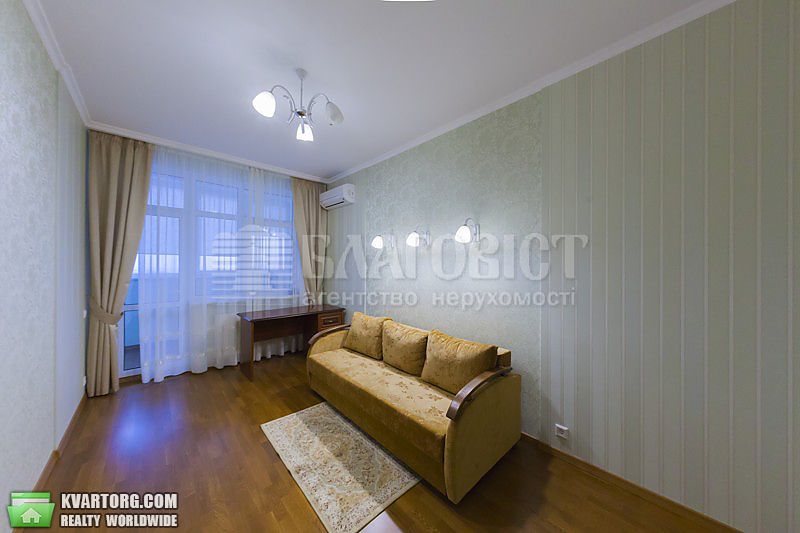 Rent out 2-room apartment. Киев,  Щорса — photo 3