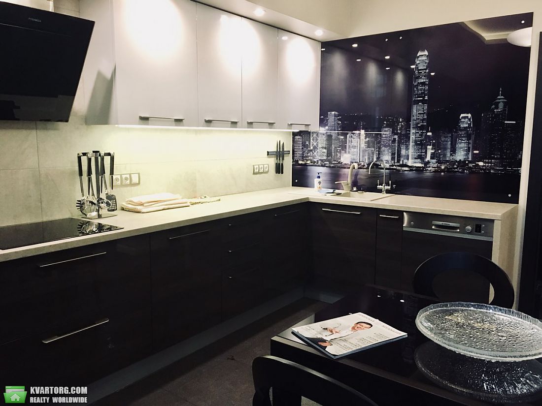 Rent out 3-room apartment. Киев, Драгомирова ул. — photo 9