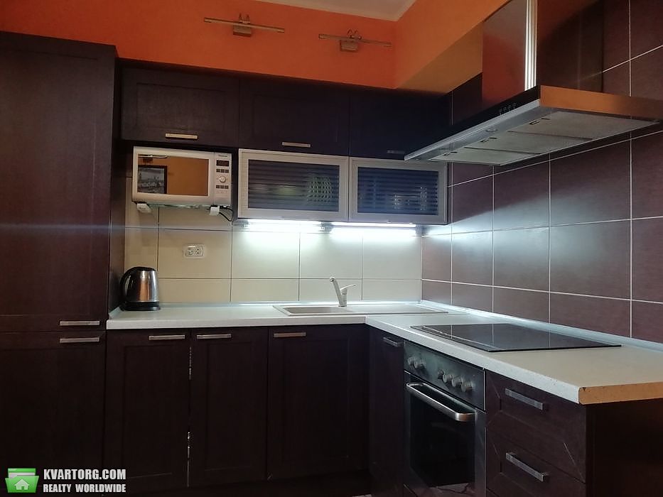 Sell 2-room apartment. Киев,  Миропольская — photo 1