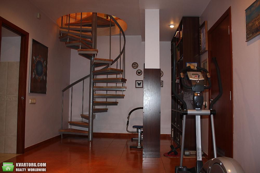Sell 4-room apartment. Киев, Краснова — photo 4