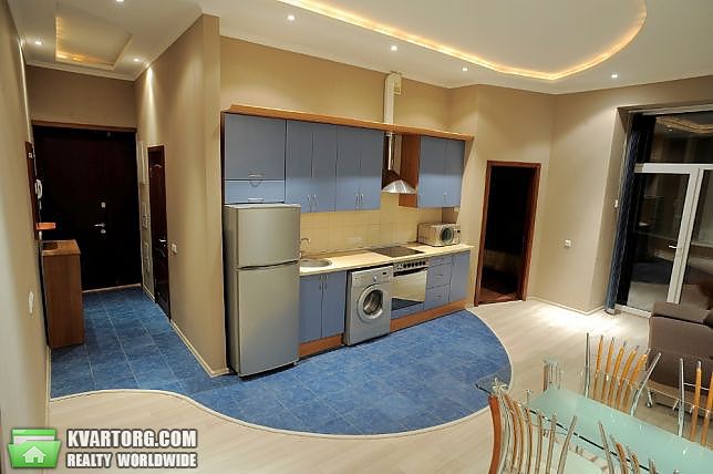 Rent out 3-room apartment. Киев,  Саксаганского — photo 1