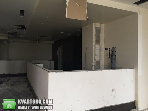 Sell shop. Киев, Туманяна — photo 8