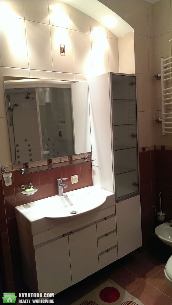 Rent out 3-room apartment. Киев,  Щорса — photo 4