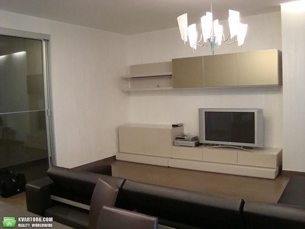 Rent out 3-room apartment. Киев,  Воровского — photo 3