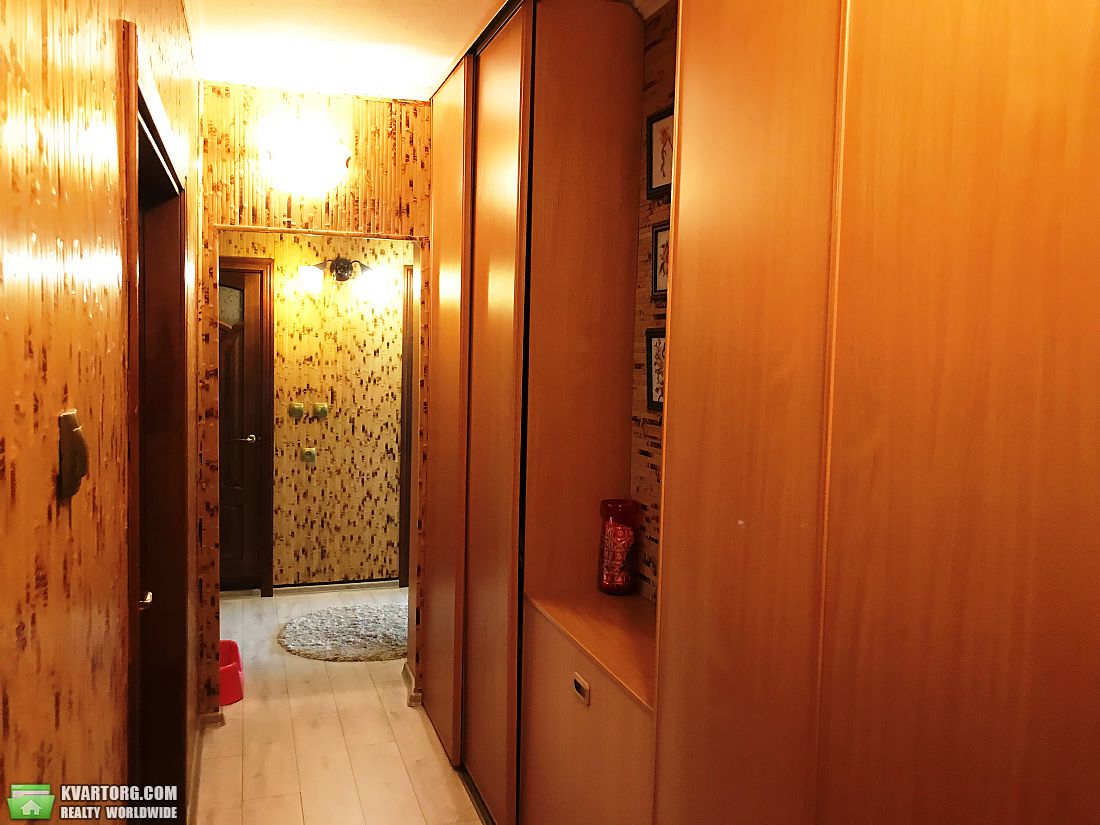 Sell 3-room apartment. Киев,  Яблонской — photo 8
