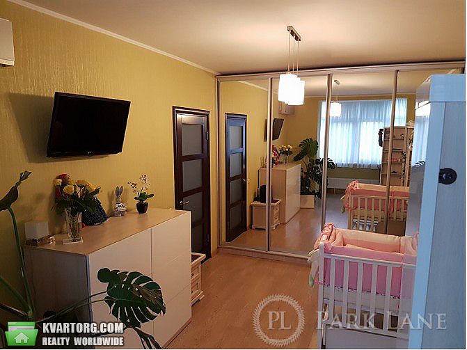 Sell 3-room apartment. Киев,  Ломоносова — photo 2