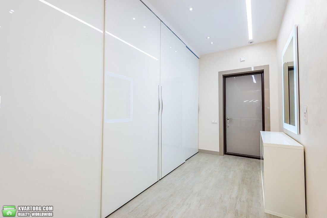 Sell 3-room apartment. Киев,  Богдана Хмельницкого — photo 3