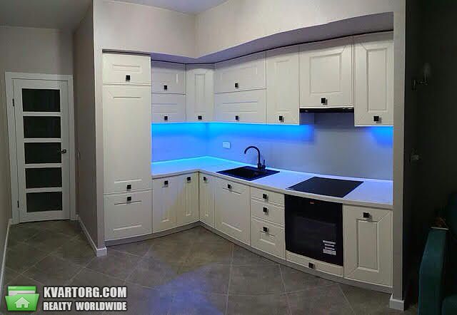 Sell 1-room apartment. Киев,  Феодосийская — photo 1
