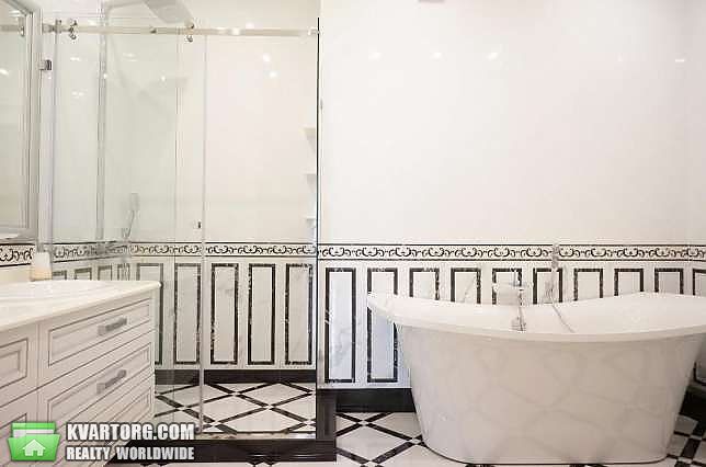 Rent out 3-room apartment. Киев,  Институтская — photo 6