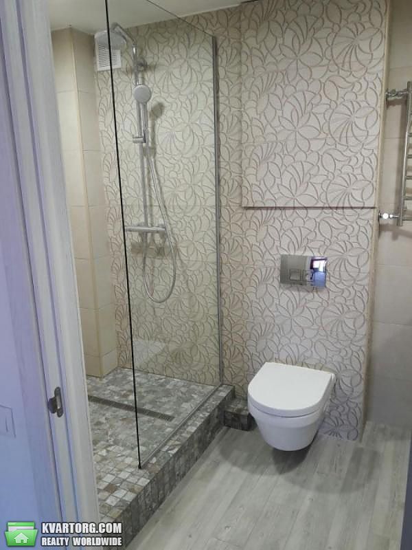 Rent out 3-room apartment. Киев,  Княжий Затон — photo 9
