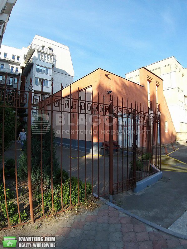 Sell 3-room apartment. Киев,  Еленовская — photo 9