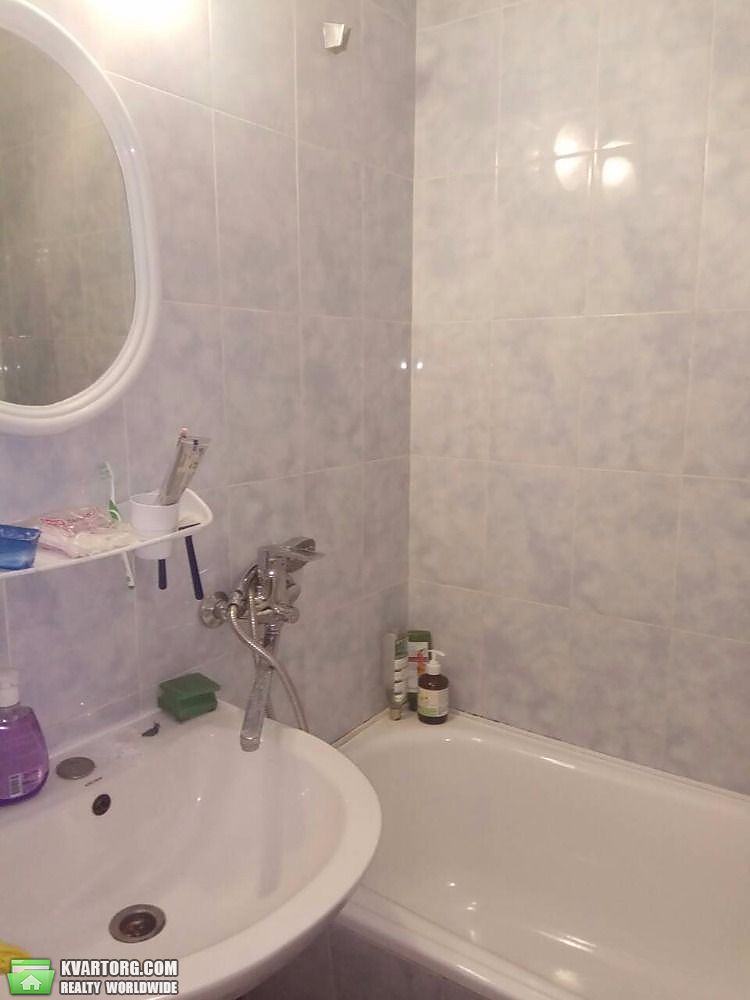 Sell 3-room apartment. Днепропетровск, Тополь-2 — photo 1