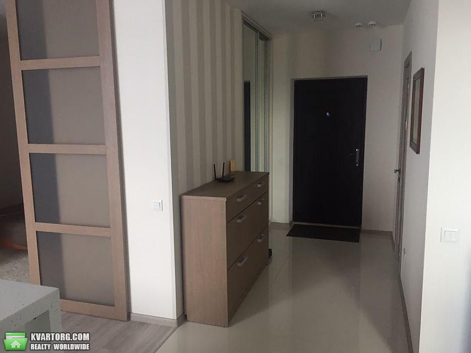Rent out 2-room apartment. Киев,  Малевныча — photo 8