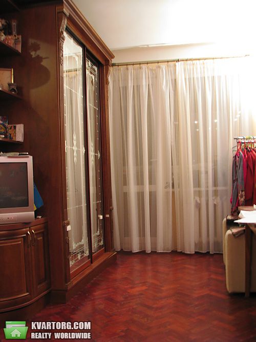 Sell 1-room apartment. Киев, Уманская — photo 1