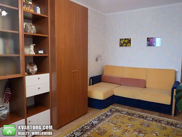 Rent out 3-room apartment. Киев,  Клиническая — photo 6