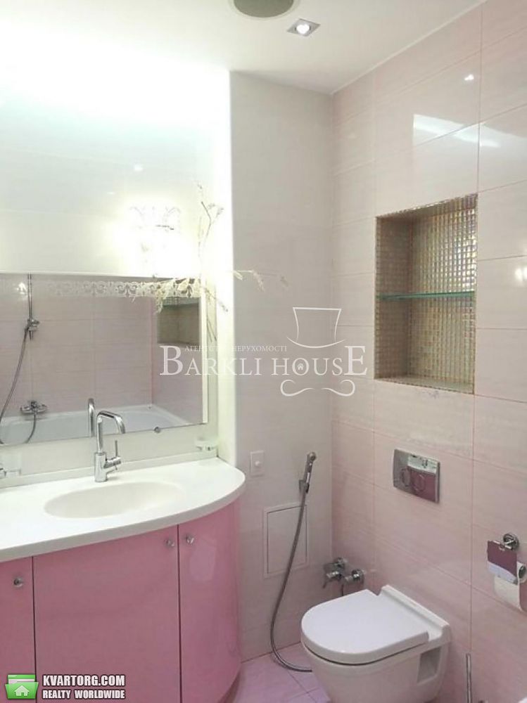 Rent out 4-room apartment. Киев,  Вышгородская — photo 9