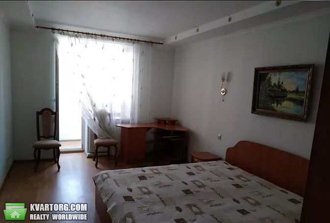 Rent out 3-room apartment. Киев,  Лебедева-Кумача — photo 4