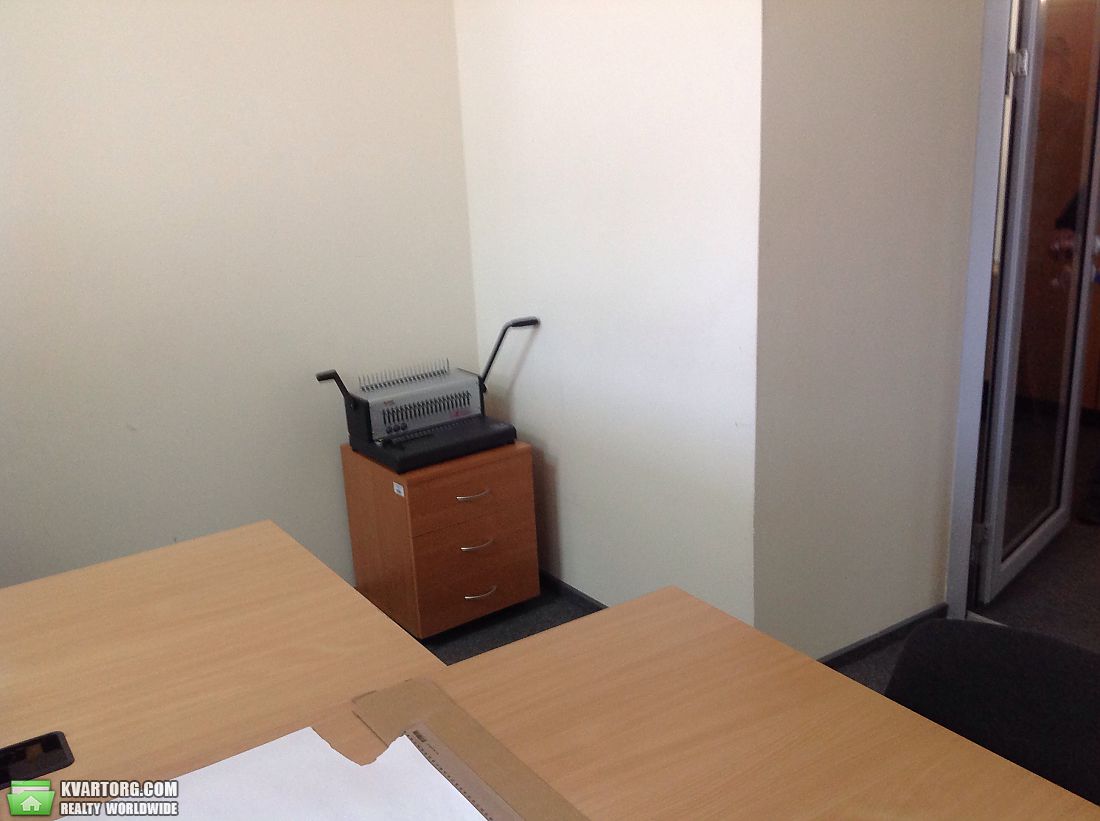 Rent out office. Киев,  Жилянская — photo 4