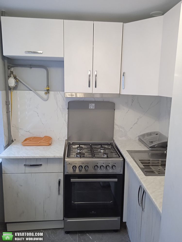 Rent out 2-room apartment. Киев,  Каунасская — photo 2