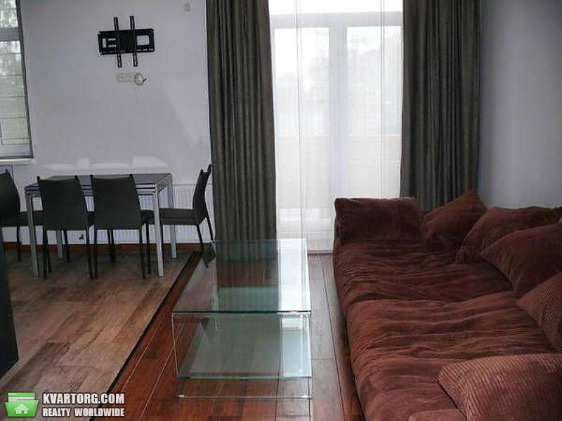 Rent out 2-room apartment. Киев,  Раевского — photo 1