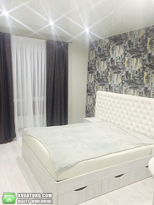 Rent out 2-room apartment. Днепропетровск, Лазаряна — photo 7