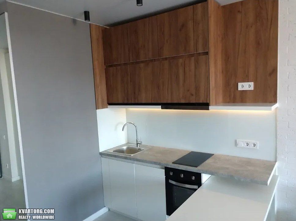 Rent out 1-room apartment. Киев,  Васильковская — photo 4