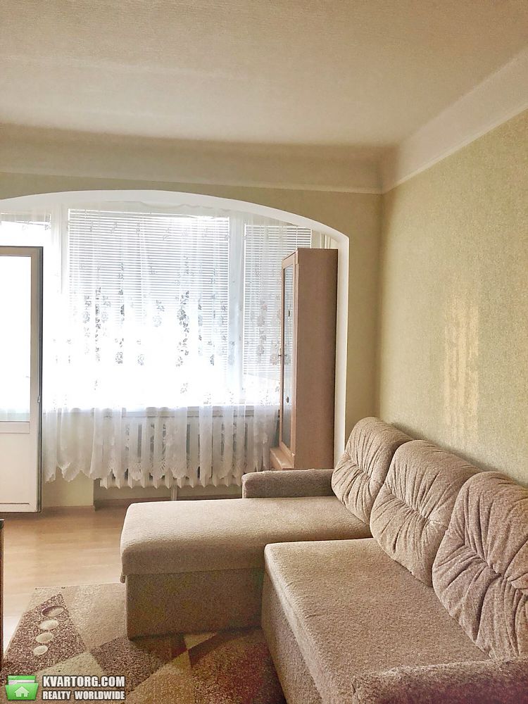 Sell 2-room apartment. Киев,  Бажова — photo 1