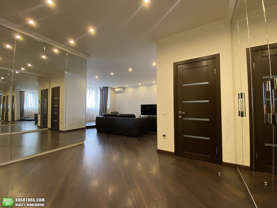 Sell 2-room apartment. Киев, Ованеса Туманяна — photo 2