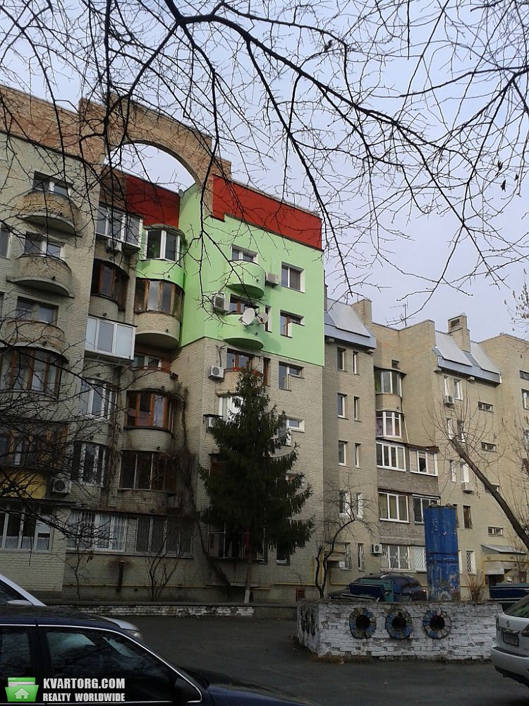 Rent out 2-room apartment. Киев, Хоривая — photo 4