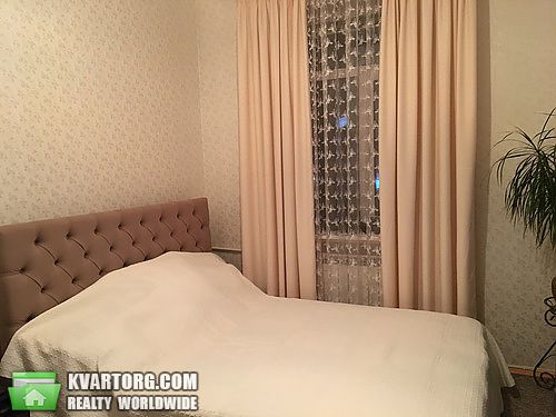Rent out 4-room apartment. Киев, Костёльная ул. — photo 4