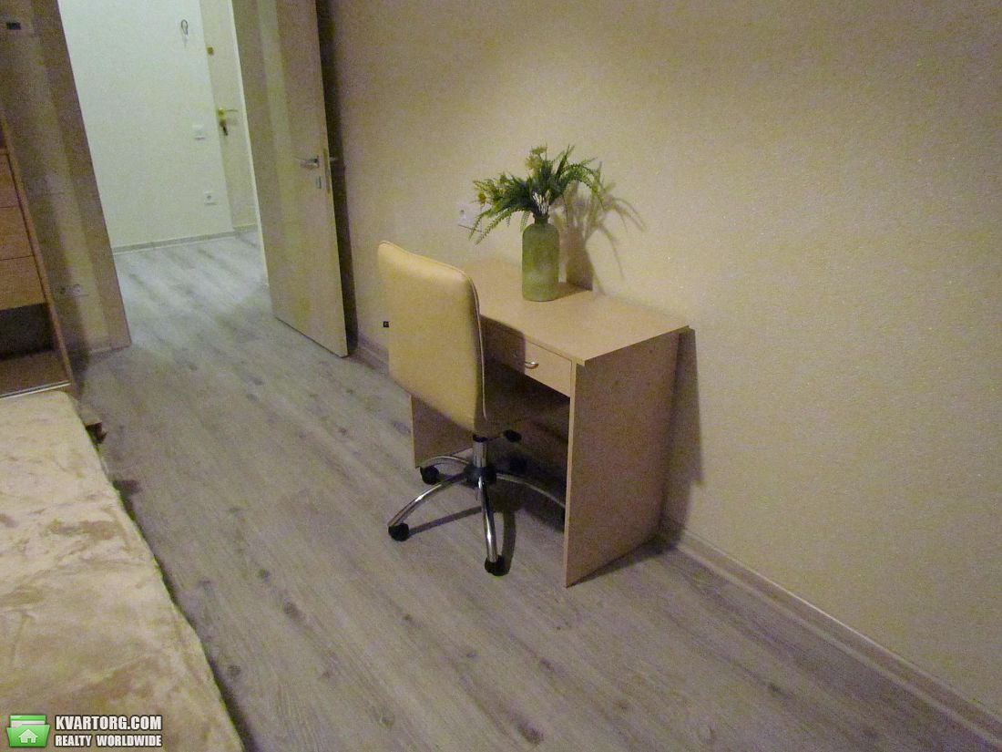 Rent out 2-room apartment. Киев,  Оболонский пр — photo 3