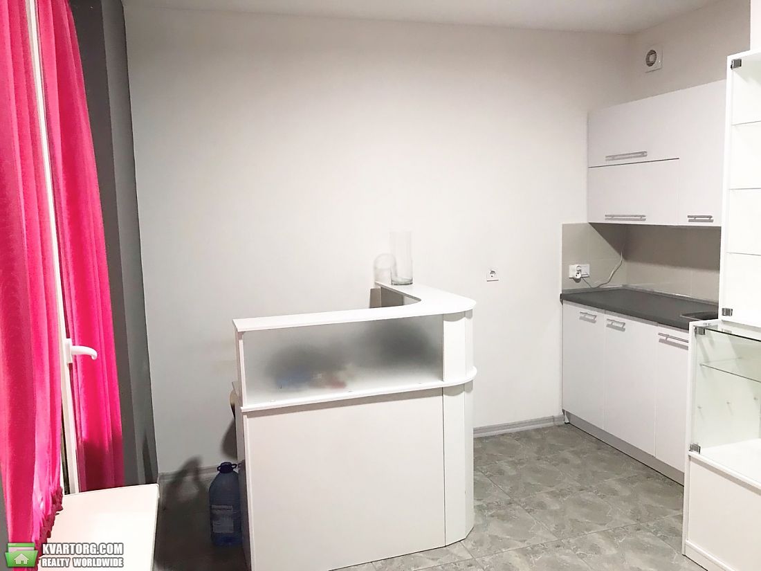Rent out office. Киев, Урловская — photo 2