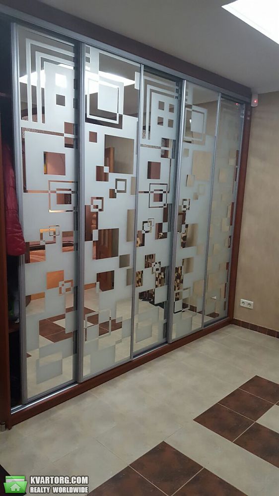 Rent out 3-room apartment. Киев,  Автозаводская — photo 6