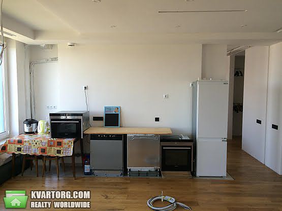 Sell 3-room apartment. Киев,  Богатырская — photo 2