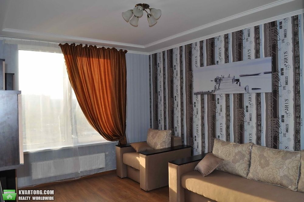 Rent out 1-room apartment. Киев,  Бучмы — photo 2