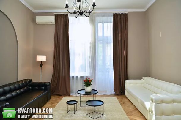 Rent out 4-room apartment. Киев, костельная — photo 2