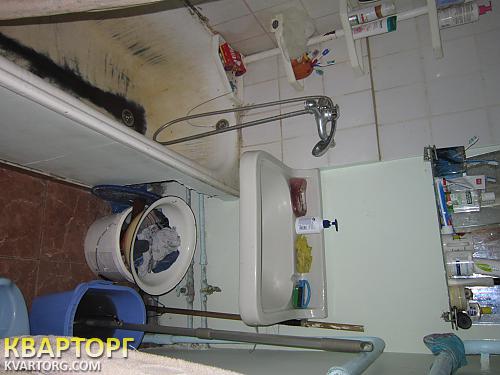продам 2-комнатную квартиру. Киев,   Жукова - фото 3