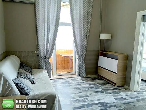Rent out 2-room apartment. Киев,  Большая Васильковская — photo 2