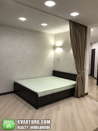 Rent out 1-room apartment. Киев,  Трутенко — photo 7