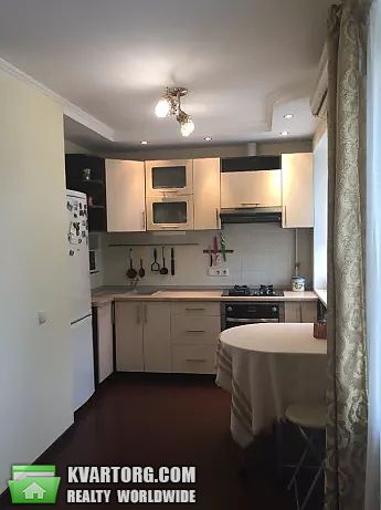 Rent out 2-room apartment. Киев, Бойчука — photo 3