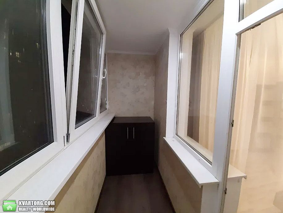 Rent out 2-room apartment. Киев,  Драгоманова — photo 3