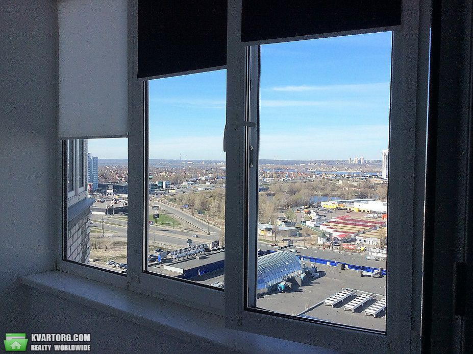 Sell 2-room apartment. Киев,  Срибнокильская — photo 2