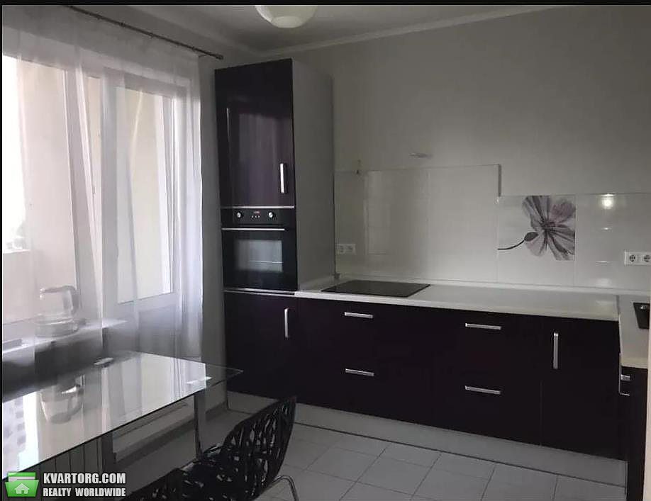 Rent out 2-room apartment. Киев,  Урловская — photo 7