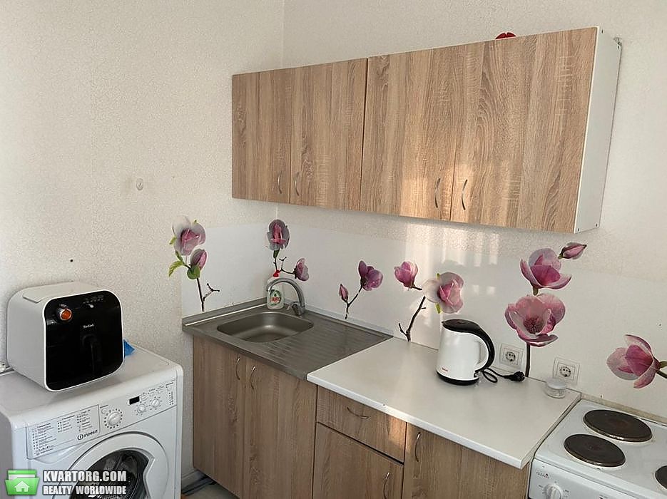 Sell 1-room apartment. Киев,  Крушельницкой — photo 1
