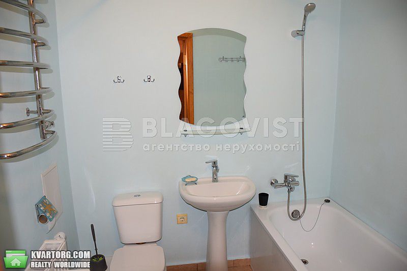 Rent out 1-room apartment. Киев,  Голосеевская — photo 1