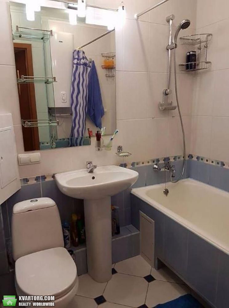 Rent out 2-room apartment. Киев,  Мазепы — photo 9
