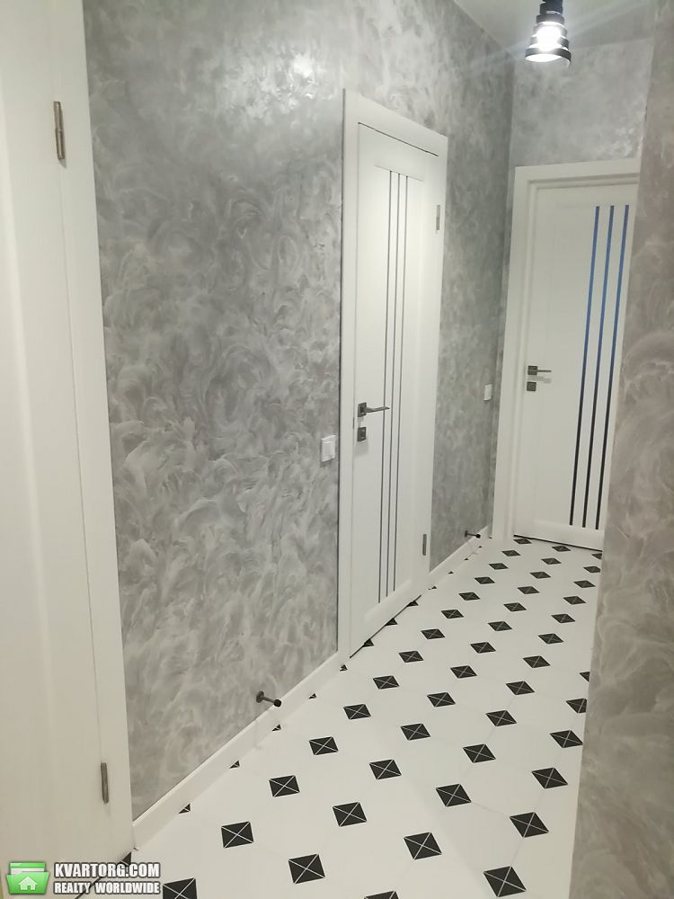 Rent out 2-room apartment. Львов, Шевченка — photo 5